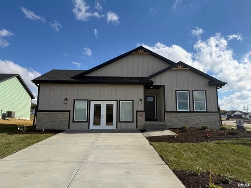 6103 Thor Ave, Davenport, IA, 52807-2155 | Card Image