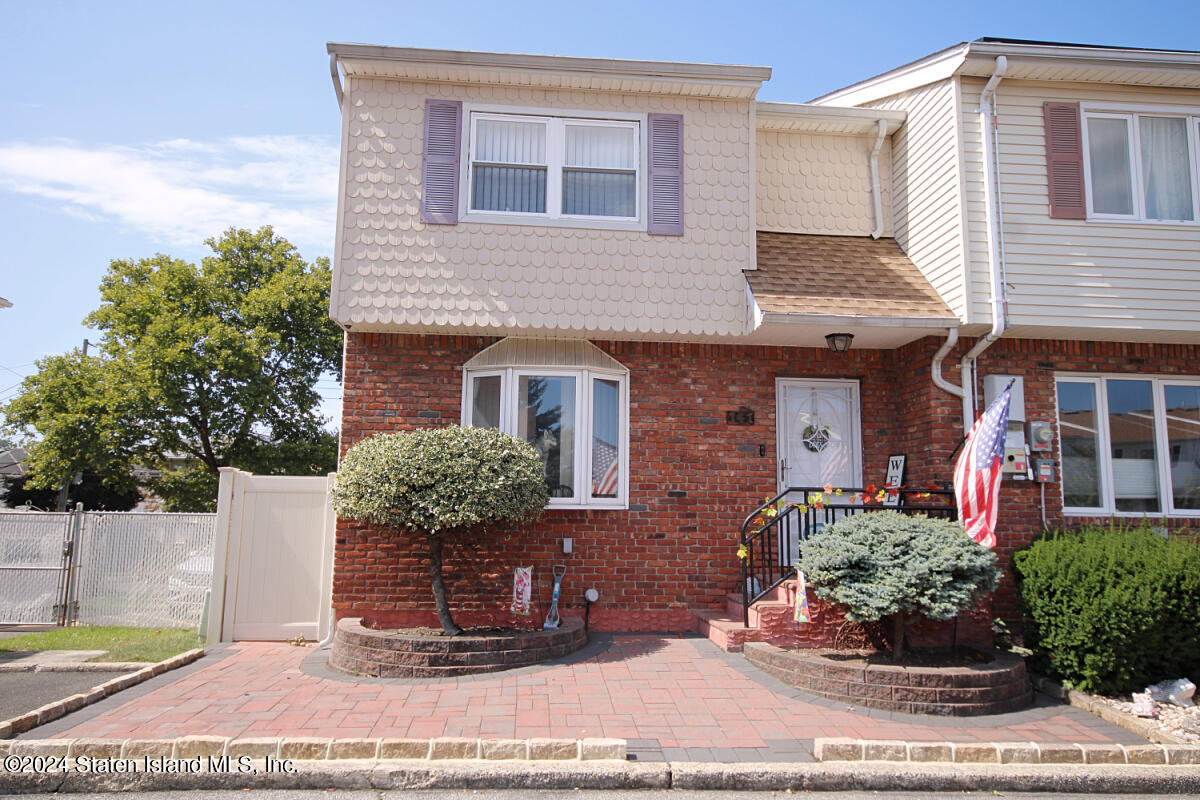 Freedom Ave, Staten Island, NY 10314