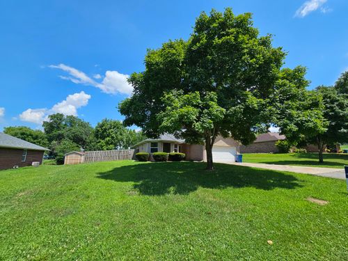 406 Kadee Dr, Crane, MO, 65633-9131 | Card Image