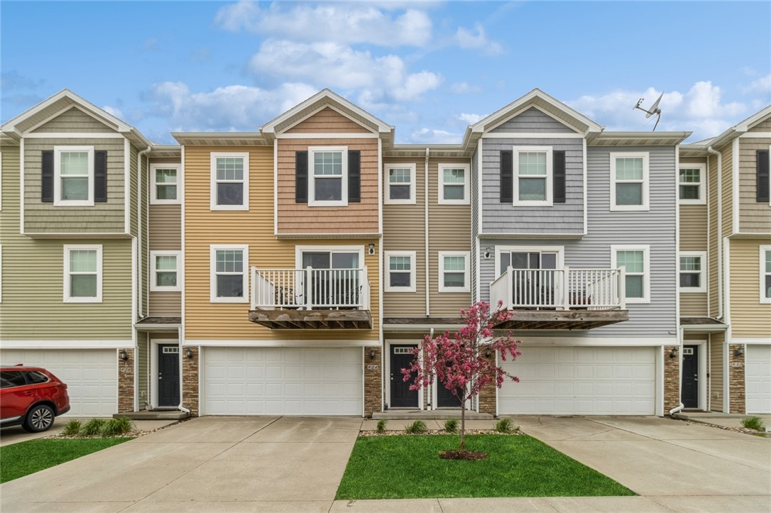 49th Ln, Ankeny, IA 50021