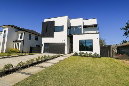 7218 Schiller St, Houston, TX, 77055-5212 | Card Image
