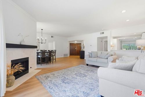 202-828 S Bedford St, Los Angeles, CA, 90035-1864 | Card Image