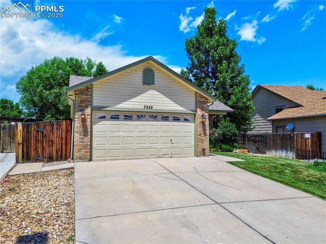 7242 Coral Ridge Dr, House other with 4 bedrooms, 2 bathrooms and 2 parking in Colorado Springs CO | Image 35