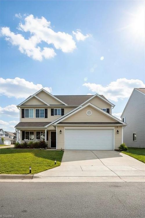 3806 Bissett Way, Greensboro, NC, 27405 | Card Image