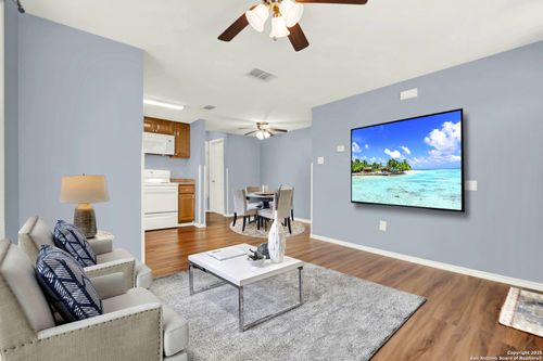 1205 Plum St, Floresville, TX, 78114-1819 | Card Image