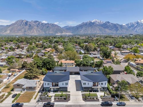 7045 S 300 E, Midvale, UT, 84047-1654 | Card Image