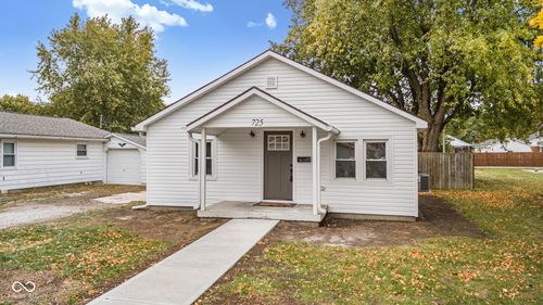 725 Oak St, Tipton, IN, 46072-1145 | Card Image