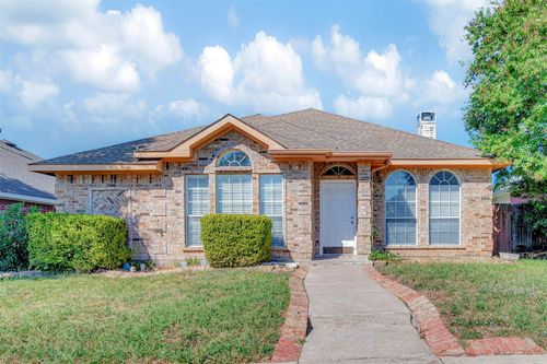 1421 Ross Dr, Lewisville, TX, 75067-4255 | Card Image