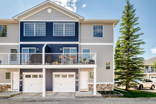 619 Country Village Cape Ne, Calgary, AB, T3K6E1 | Card Image