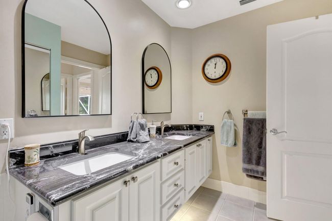 3484 Se Cormorant Pl, Condo with 2 bedrooms, 2 bathrooms and null parking in Hobe Sound FL | Image 18