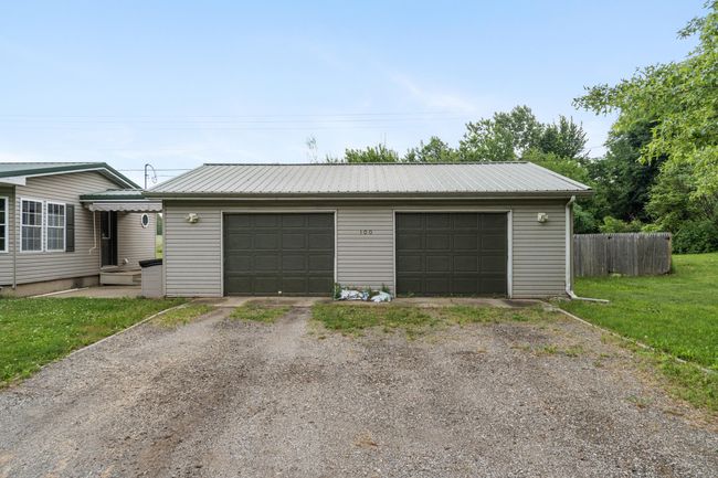 100 Finley Rd, House other with 3 bedrooms, 2 bathrooms and null parking in Albion MI | Image 9