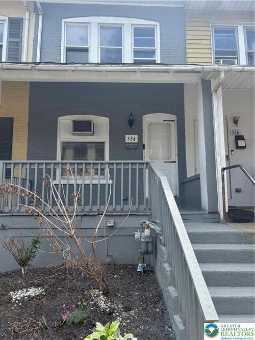 534 W Whitehall St, Allentown, PA, 18102-1753 | Card Image