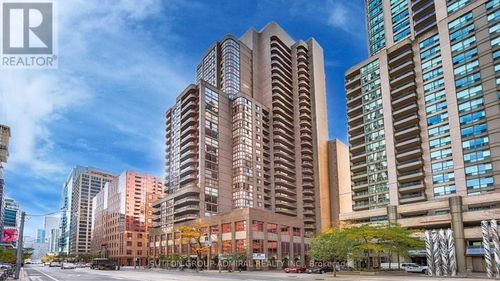 1909-736 Bay St, Toronto, ON, M5G2M4 | Card Image