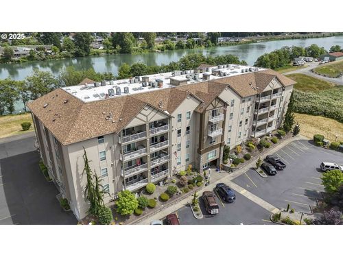 301-1548 River Rd, Longview, WA, 98632-3293 | Card Image