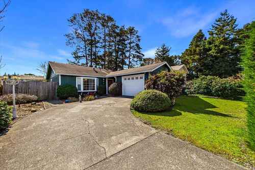 3530 Bartlett Lane, Fortuna, CA, 95540 | Card Image