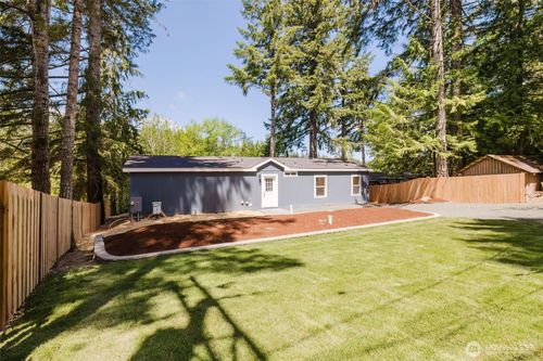401 E Trails End Dr, Belfair, WA, 98528-9540 | Card Image
