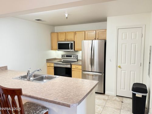 232-200 Talus Way, Reno, NV, 89503-1292 | Card Image