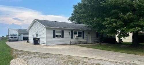 328 Woodsview Dr, Jeffersonville, OH, 43128-1112 | Card Image