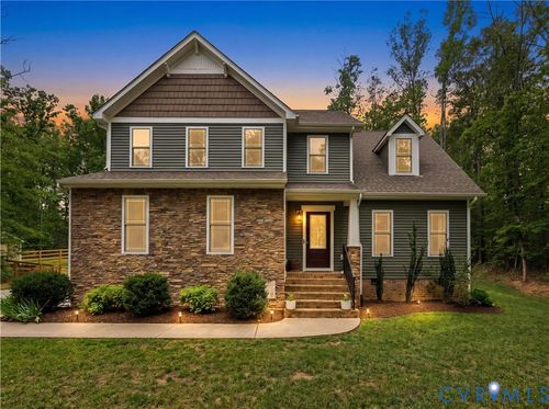 2953 Preston Park Ln, Sandy Hook, VA, 23153 | Card Image