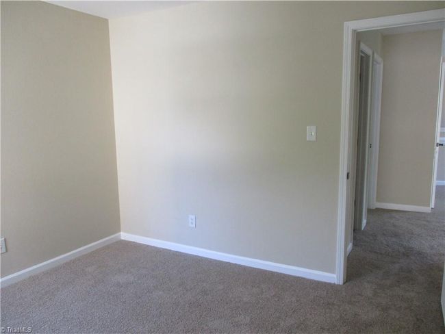 917 Avalon Acres Ln, House other with 3 bedrooms, 3 bathrooms and null parking in High Point NC | Image 8