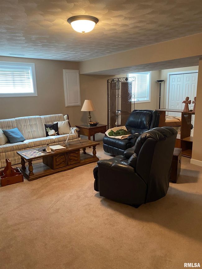 11012 N Rhonda Way, House other with 3 bedrooms, 3 bathrooms and null parking in Dunlap IL | Image 34
