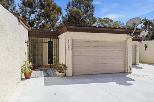 c-2412 Altisma Way, Carlsbad, CA, 92009-6340 | Card Image