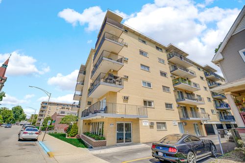 203-320 Circle Avenue, Forest Park, IL, 60130 | Card Image
