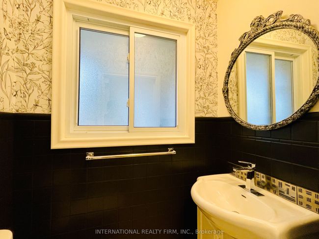 474 Fitch St, House other with 4 bedrooms, 3 bathrooms and 4 parking in Welland ON | Image 17