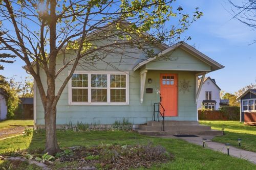 417 S Park Avenue, Aurora, MO, 65605 | Card Image