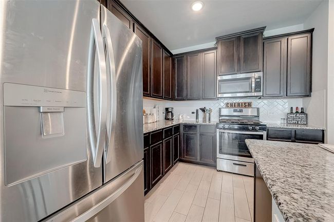 Kitchen | Image 16