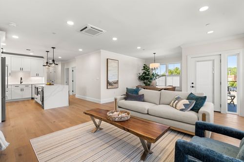 1303-16 Franklin St, Salem, MA, 01970-2504 | Card Image