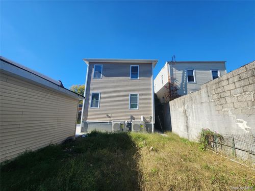 2-330 Taylor Ave, Bronx, NY, 10473-3010 | Card Image