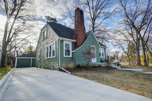 172 Nelson St, Pontiac, MI, 48342-1539 | Card Image