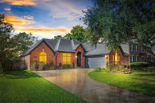 15419 Redbud Leaf Ln, Cypress, TX, 77433-5809 | Card Image