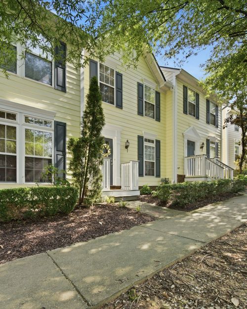 7726 Porter House Dr, Nashville, TN, 37211-7047 | Card Image