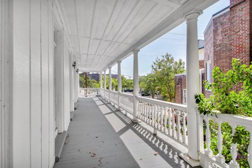 79 America St, Charleston, SC, 29403-5623 | Card Image