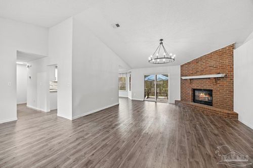 3905 Deerwood Cir, Pace, FL, 32571-1153 | Card Image