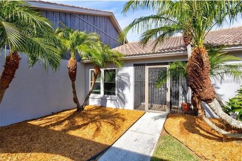 3982 Kingston Dr, SARASOTA, FL, 34238-2628 | Card Image