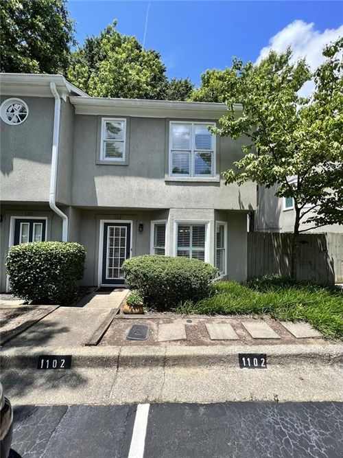 1102 Defoors Lndg Nw, Atlanta, GA, 30318-7546 | Card Image