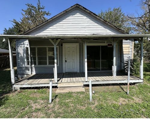 302 W Jackson, Kosse, TX, 76653-3722 | Card Image