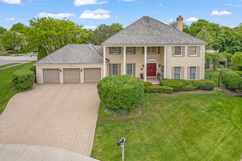 2308 Indian Ridge Dr, Glenview, IL, 60026-1028 | Card Image