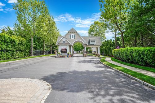 23 Sonata Ct, Lake Grove, NY, 11755-1319 | Card Image