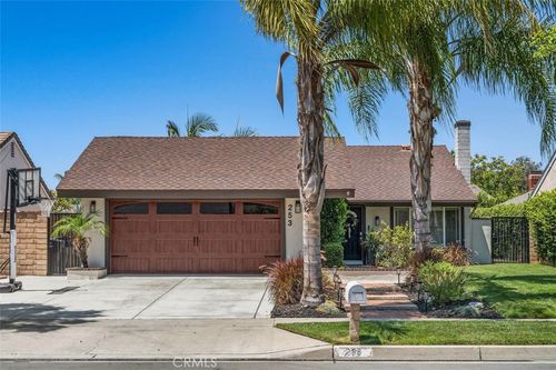 253 N Camino Arroyo, Anaheim, CA, 92807-2310 | Card Image