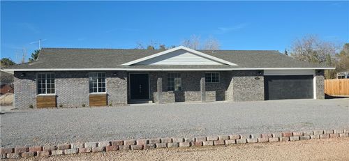 1890 Doral Ct, Pahrump, NV, 89048-5905 | Card Image