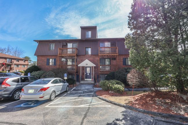 APT-2H - 29 Old Hackett Hill Rd, Condo with 2 bedrooms, 1 bathrooms and null parking in Manchester NH | Image 22