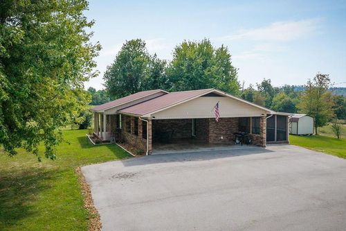 579 Old Celina Rd, Allons, TN, 38541-6733 | Card Image