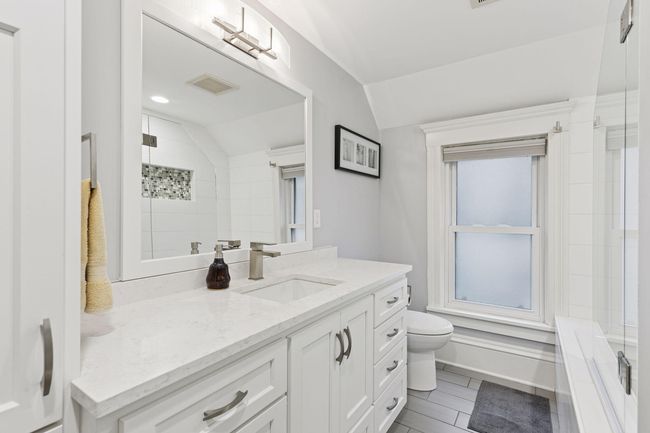 2735 Colfax Ave S, House other with 3 bedrooms, 3 bathrooms and null parking in Minneapolis MN | Image 28