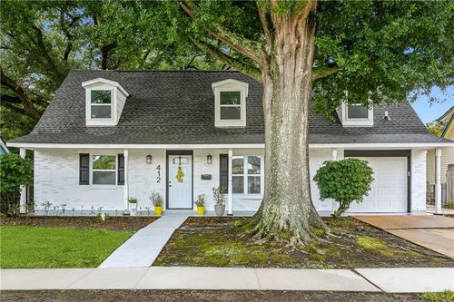 412 Fairway Dr, La Place, LA, 70068-2002 | Card Image