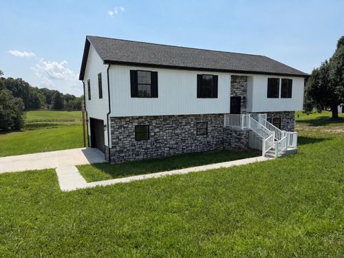 124 Hillard Rd, Corbin, KY, 40701-4330 | Card Image