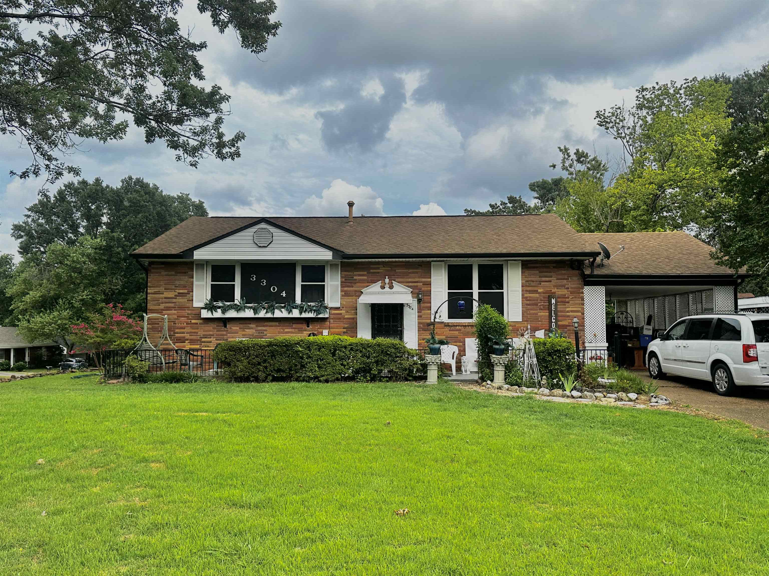 Gatewood Dr, Memphis, TN 38134